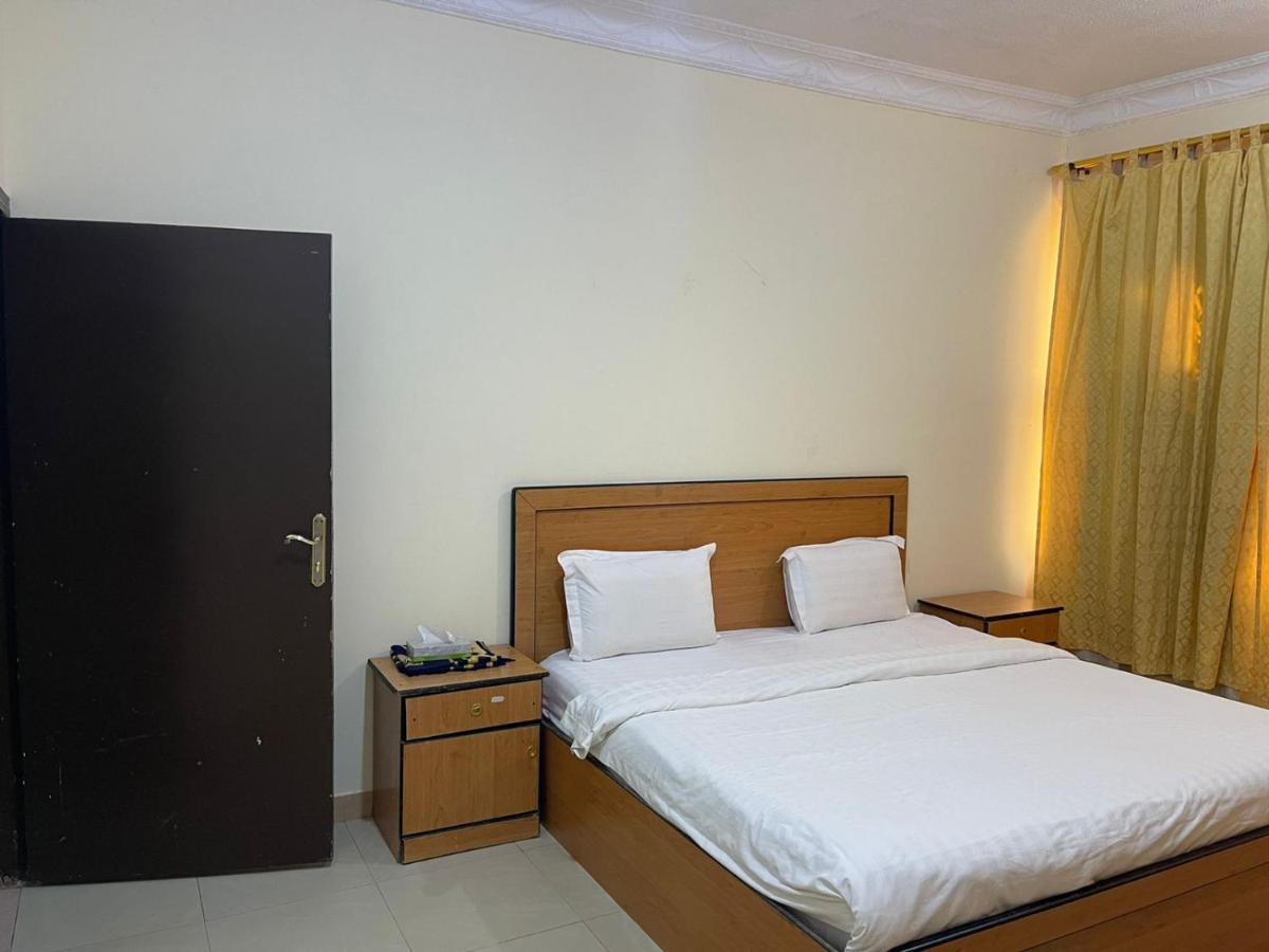 Aparthotel Golden Quba 1 à Riyad Extérieur photo